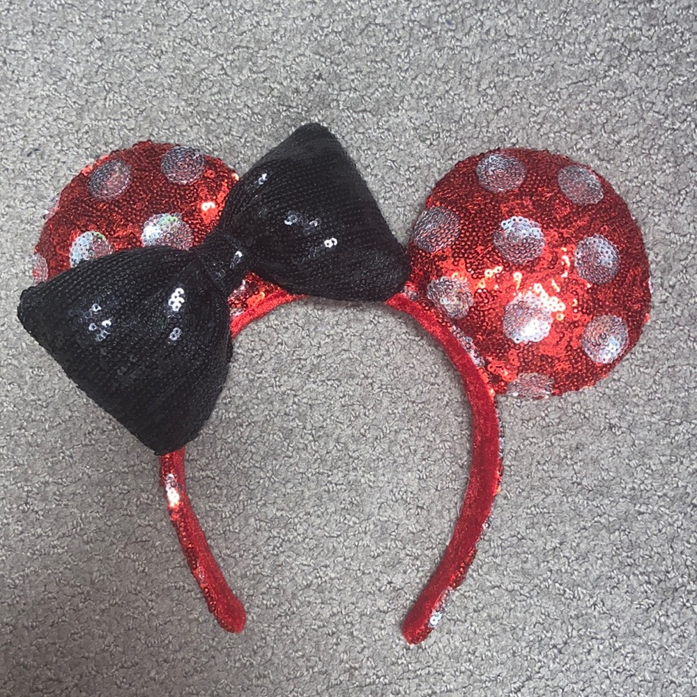 Minnie Mouse Ears